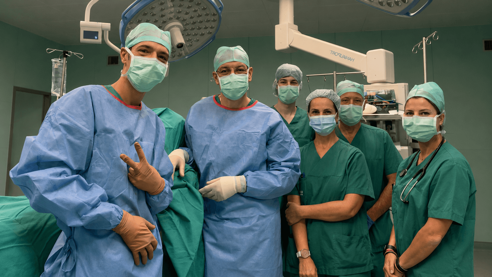 Dr. Papadopoulos and the Olympion surgical team